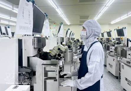 Viet Nam, Japan promote cooperation in semiconductor sector
